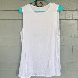 Fabletics Alia Tied Tank, NWT, white, size medium